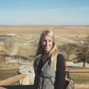 Meet your Posher, Victoria